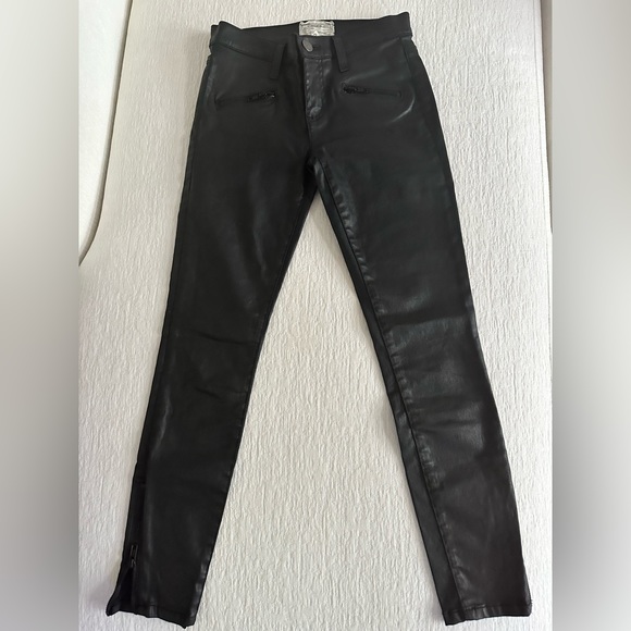 Current/Elliott Black Coated Jean - Picture 2 of 6